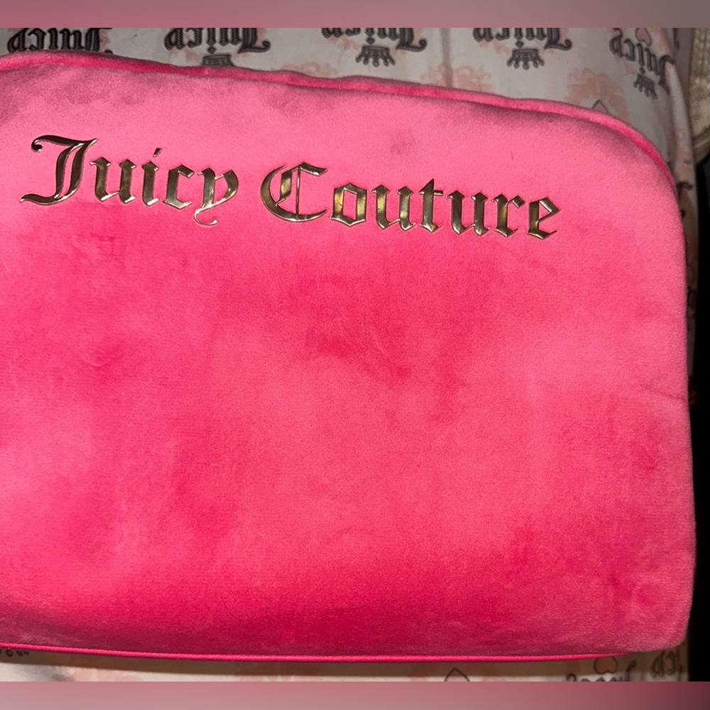 Juicy Couture Pink Large travel Cosmetic Bag